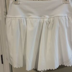 NWT Yogalicious White Mini Skirt/Shorts